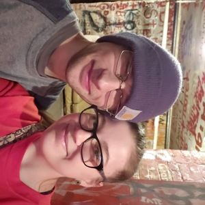 Meet your Posher, Mallory